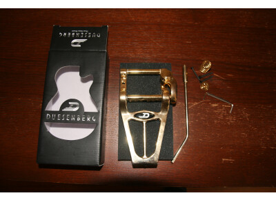 Duesenberg Diamond Deluxe Tremolo