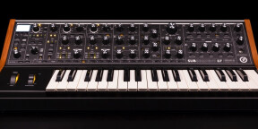 Vends Moog Subsequent 37