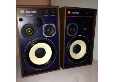 JBL 4312M II