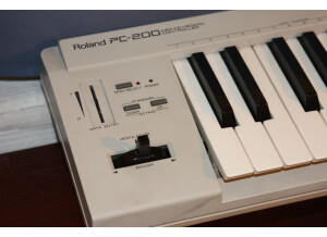 Roland PC-200