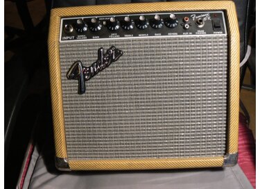Fender Frontman 15R tweed