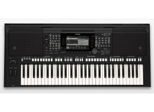 Yamaha PSR-S775