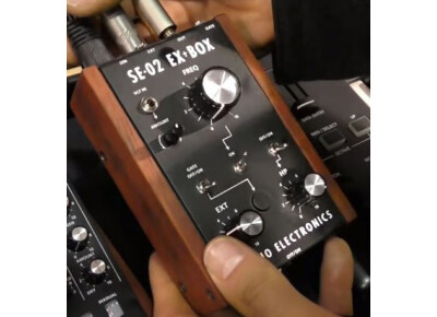Studio Electronics SE-02 EX+Box