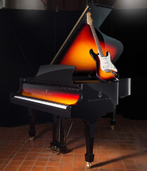 Un piano Steinway à la finition Sunburst
