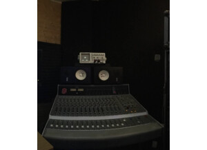 Neotek Analog Mixers (3 products) - Audiofanzine