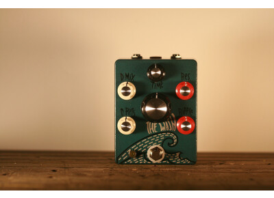 Hungry Robot Pedals The Wash V2