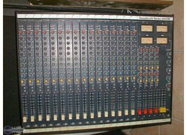 Soundcraft 200R 16/4/2