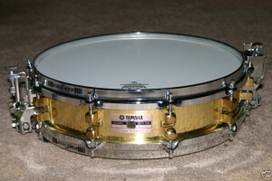 Yamaha SD493 Piccolo Brass 3.5 x 14" Snare