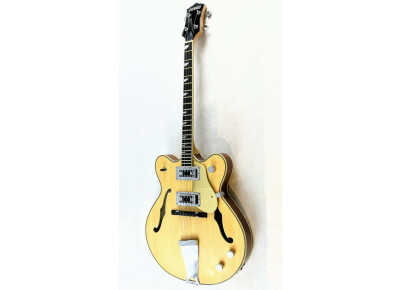 Eastwood Guitars Classic Tenor