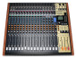 Tascam Model 24, console avec enregistreur intégré