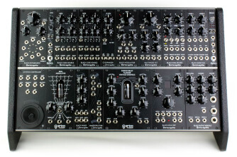 Erica Synths lance le Liquid Sky Dada Noise System