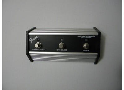 Fender P.N. 004-0409-000 3 Button Footswitch (Channel Select/Gain Select/Reverb)