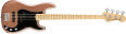 3 basses dans la série Fender American Performer