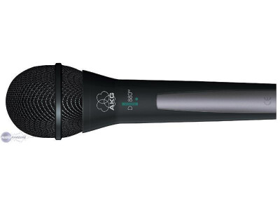 AKG D880M
