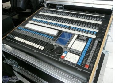 Avolites Rolacue Pearl