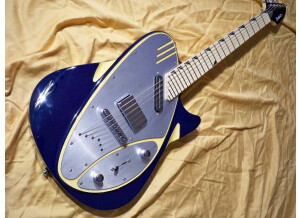 Eastwood Guitars Backlund 200