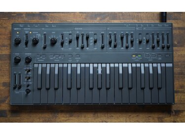 Superlative SB01 Space Bee