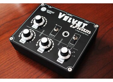 Artificial Noise Velvet Dream