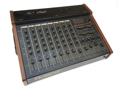 Roland PA-150