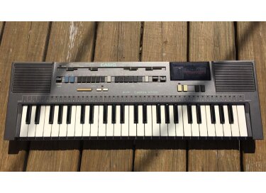 Casio Casiotone MT-820