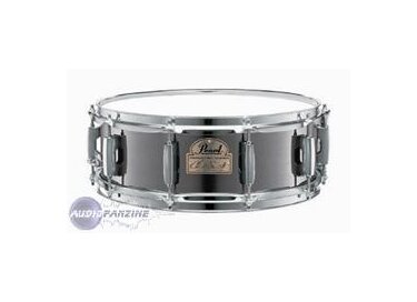 Pearl Signature Chad Smith