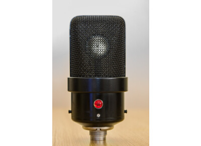 Blackspade UM49b custom