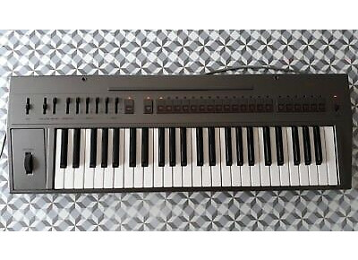 Yamaha CE-25