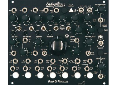 Endorphin.es Queen of Pentacles