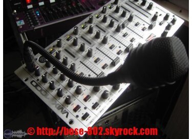 JB Systems JB30 (col de cygne)