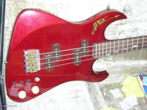 Apex Guitars Bass