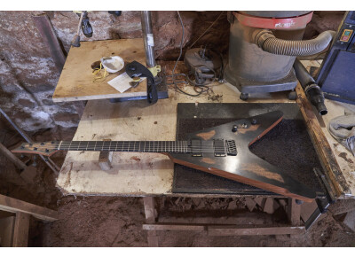 Hufschmid Guitars Relapse