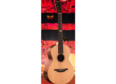 Sheeran By Lowden = Edition