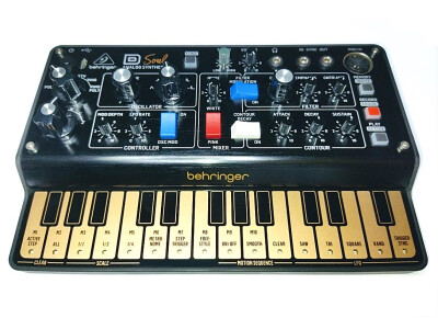 Behringer Model D Soul