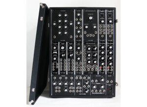 Club of the Knobs Synthesizer Model 15