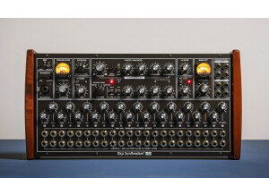 Grp Synthesizer V22