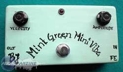 BJFe / BearFoot Mint Green Mini Vibe