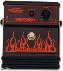 PLACEZ LE ROCKTRON NITRO DANS VOTRE BOUCLE D'EFFETS
