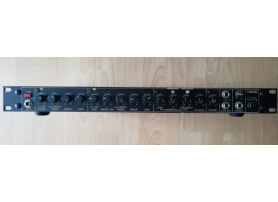 Yamaha PG-1 Guitar and Instrument Preamplifier