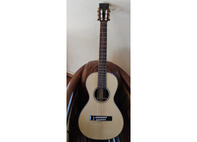 Loef Guitars Parlor  Bongi