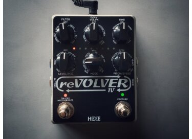 Hexe reVOLVER IV