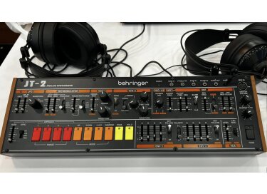 Behringer JT‑2