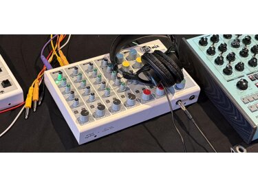 Erica Synths Bullfrog Mix