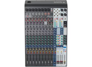 Soundcraft Signature Plus 12
