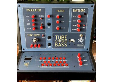 RecoSynth Tube Bass