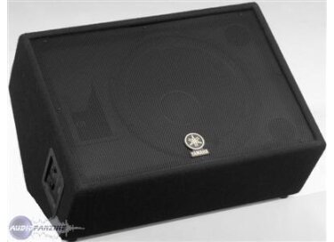 Yamaha AX15M