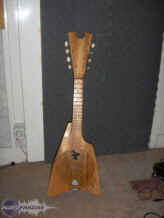 Luthier Ukulele tahitien 8 cordes "signature rarahu"