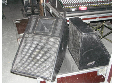 L-Acoustics RS 138