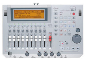 Korg D12