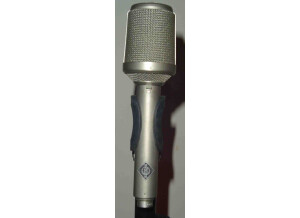 Neumann KM 76