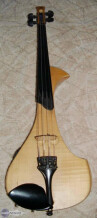 Luthier violon entier